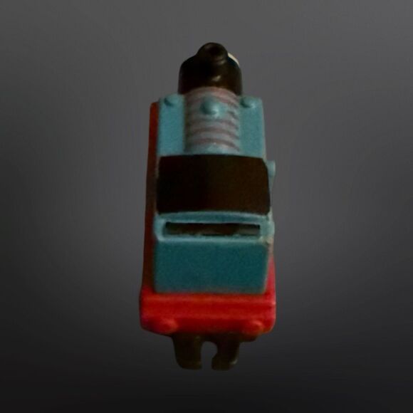 Thomas & Friends TrackMaster Push Along Thomas Toy Train Engine B4 - Picture 6 of 7